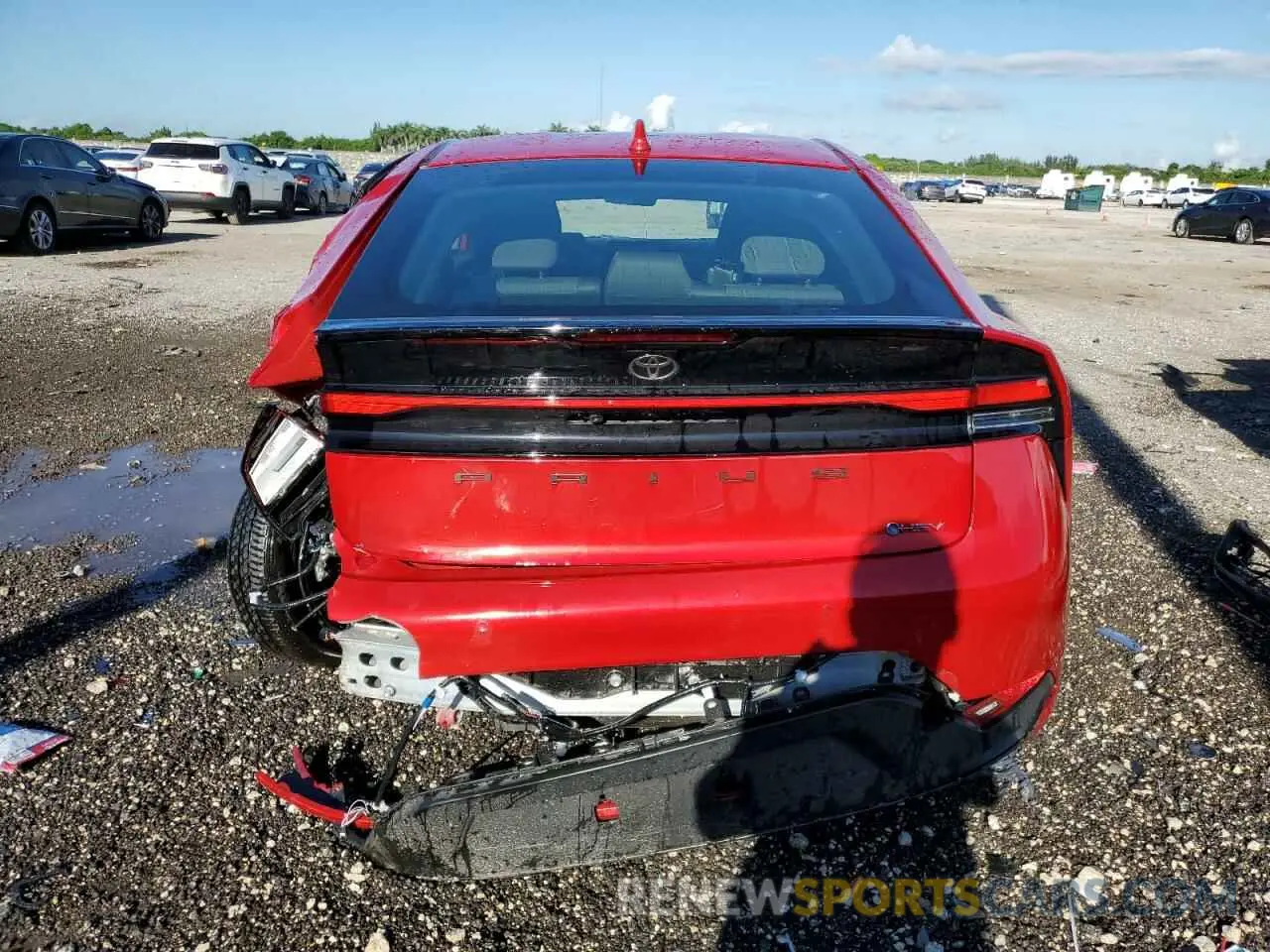 6 fotografías del automóvil dañado JTDACAAU7R3020227 TOYOTA PRIUS 2024