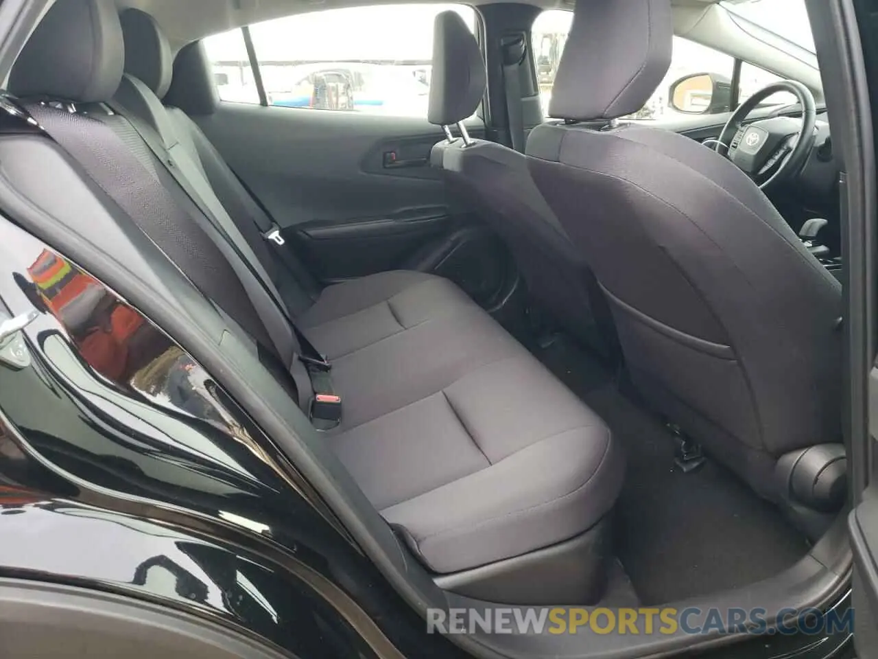 10 fotografías del automóvil dañado JTDACAAU7R3023645 TOYOTA PRIUS 2024