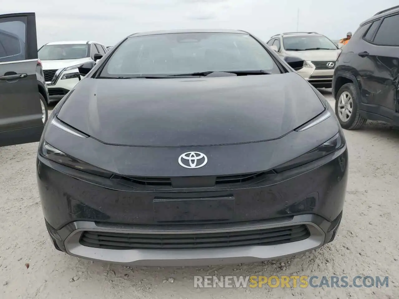 5 fotografías del automóvil dañado JTDACAAU8R3017496 TOYOTA PRIUS 2024