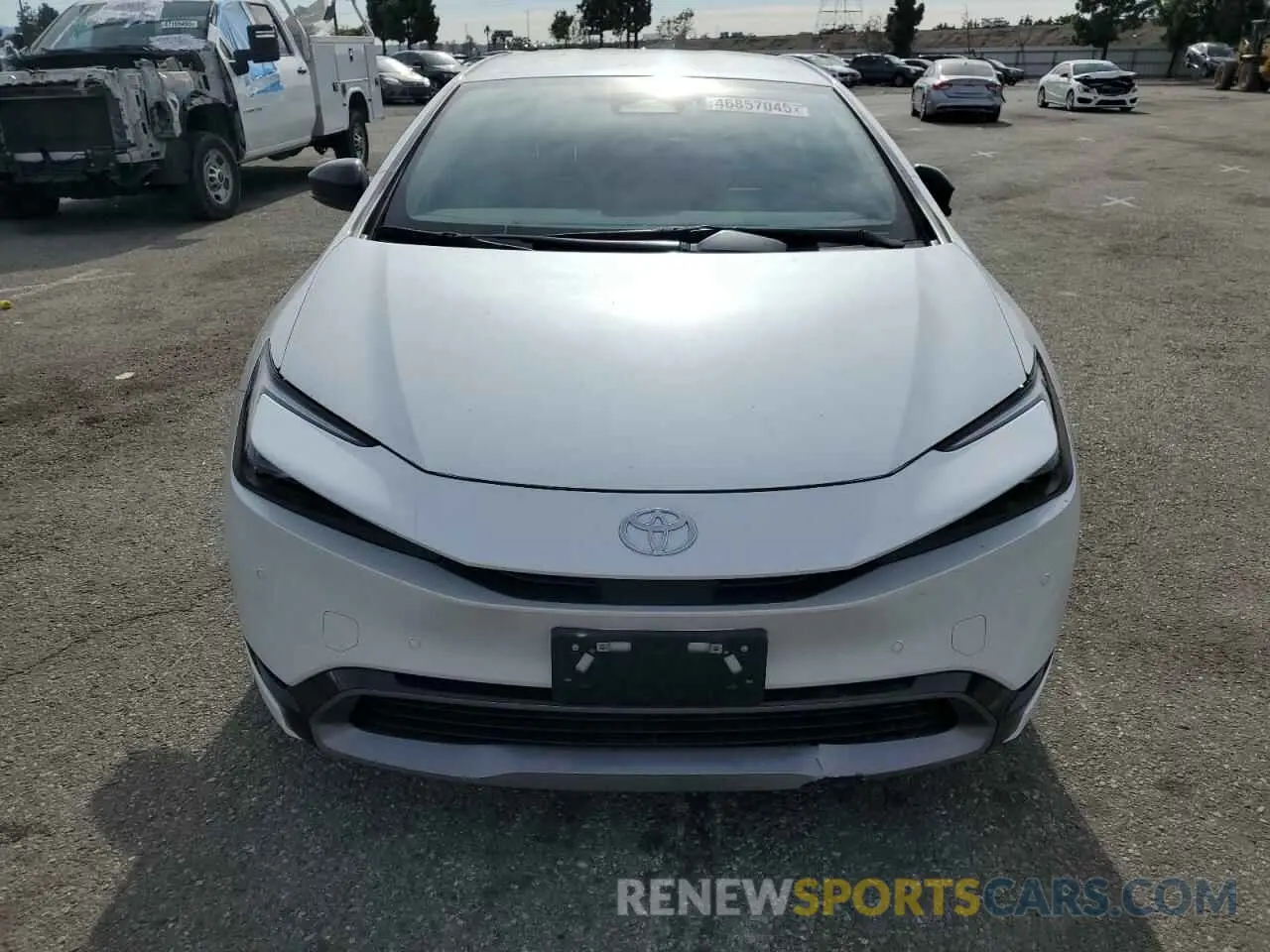 5 fotografías del automóvil dañado JTDACAAU8R3025274 TOYOTA PRIUS 2024
