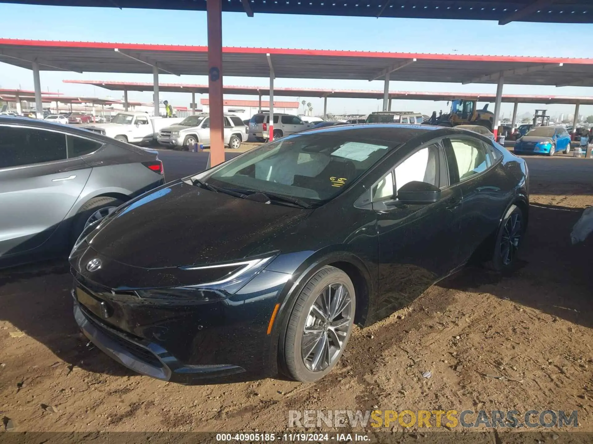2 fotografías del automóvil dañado JTDACAAU8R3025663 TOYOTA PRIUS 2024