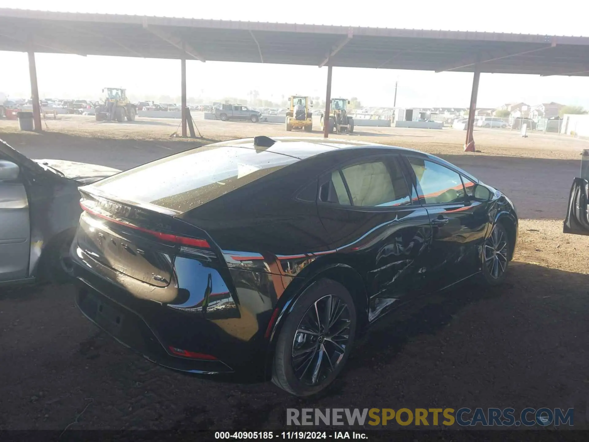 4 fotografías del automóvil dañado JTDACAAU8R3025663 TOYOTA PRIUS 2024