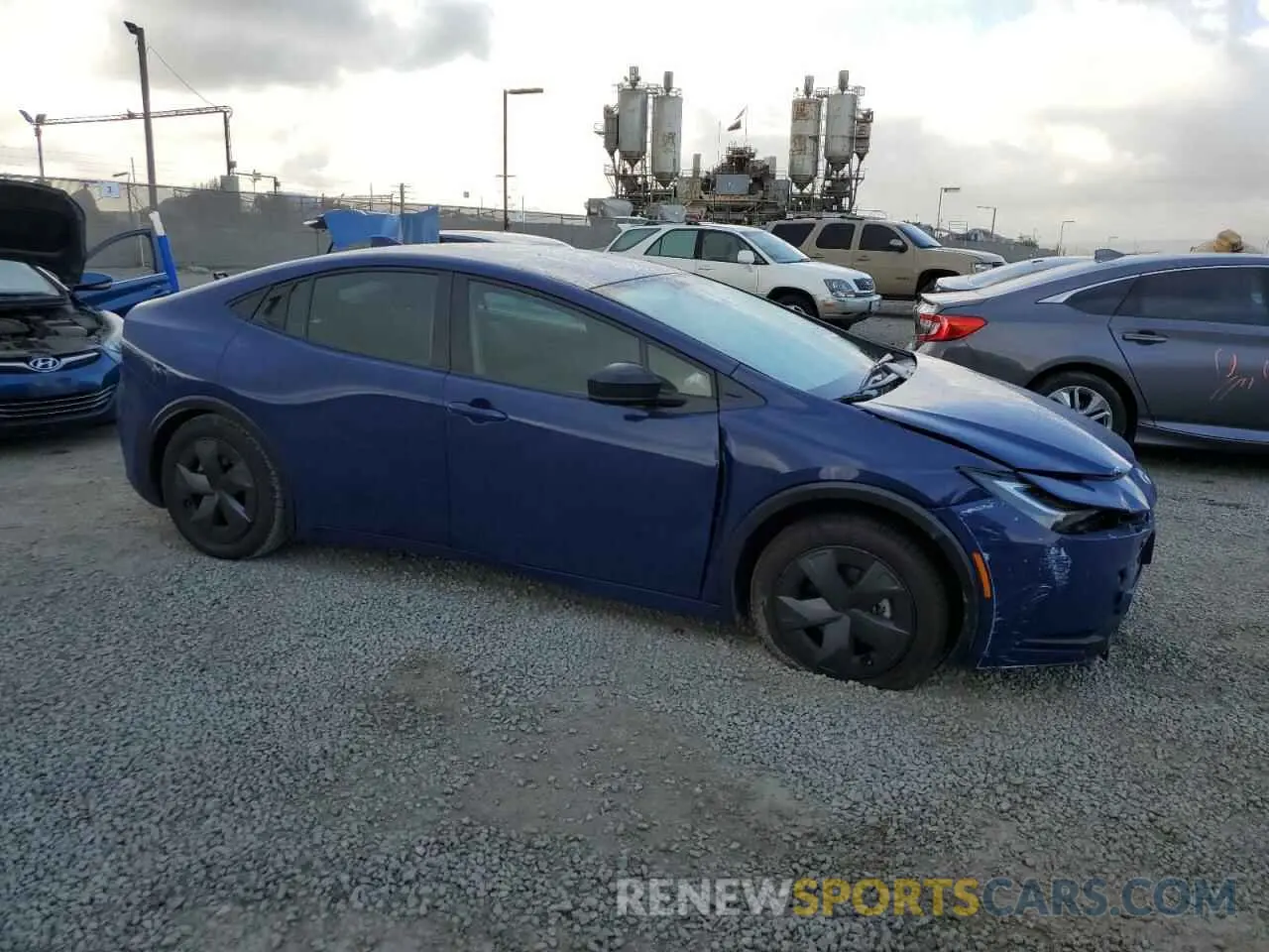 4 fotografías del automóvil dañado JTDACAAU9R3024876 TOYOTA PRIUS 2024