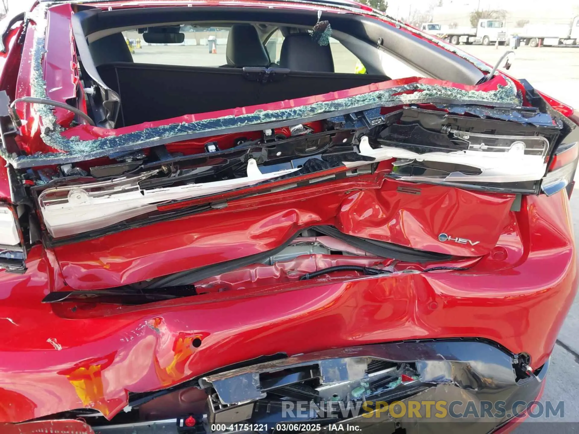 6 fotografías del automóvil dañado JTDACAAU9R3048627 TOYOTA PRIUS 2024
