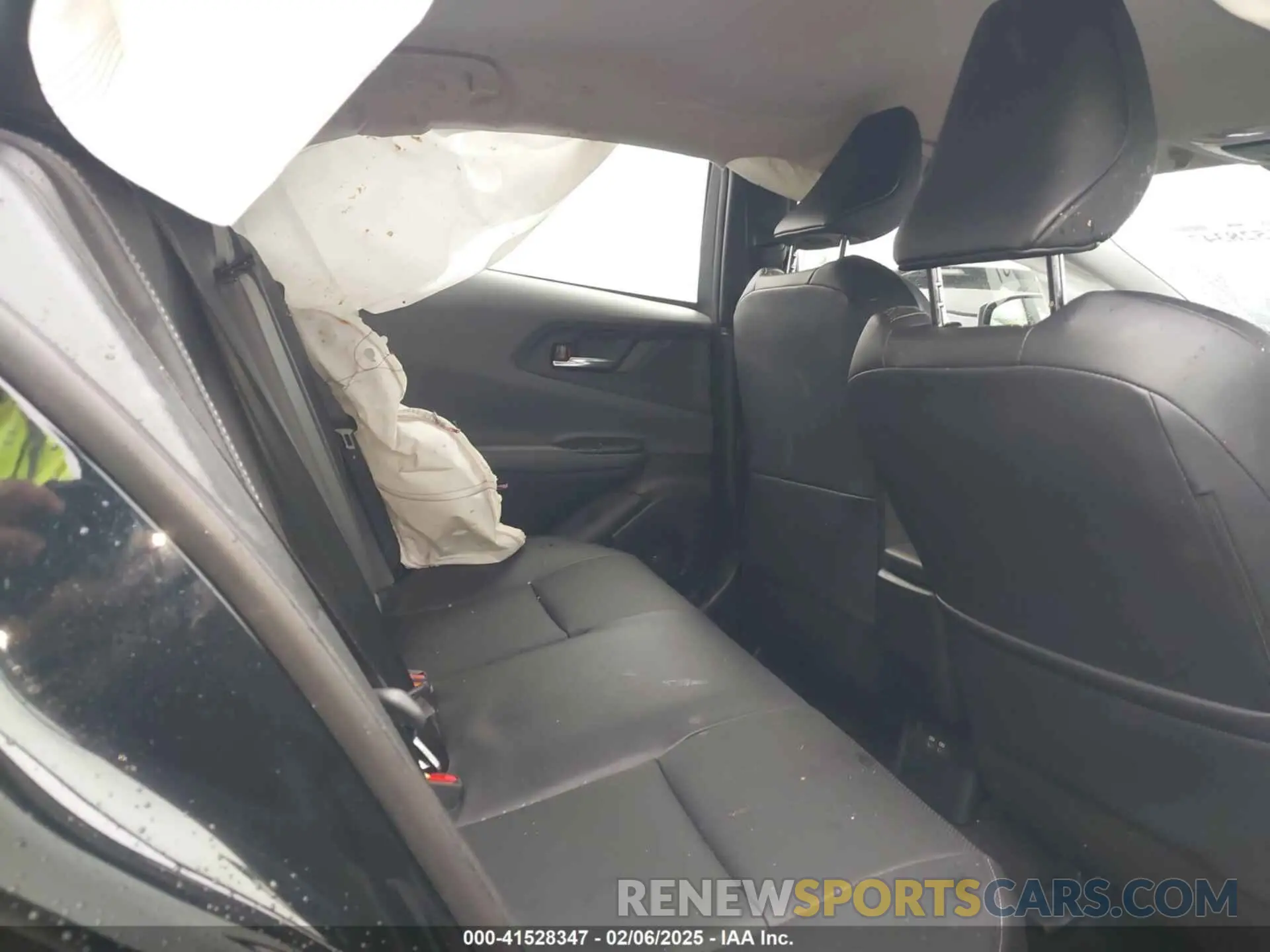 8 fotografías del automóvil dañado JTDACAAUXR3035434 TOYOTA PRIUS 2024