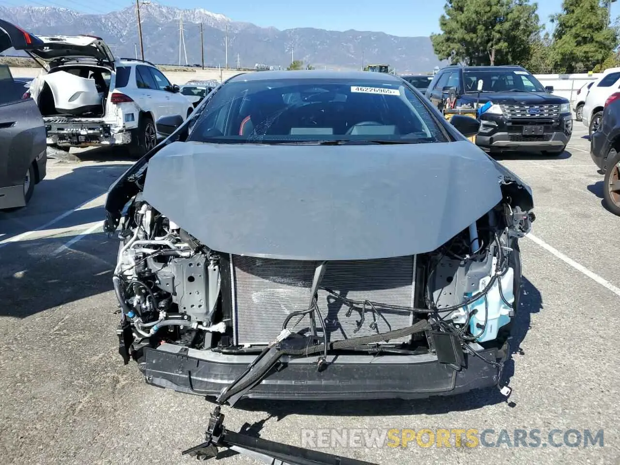 5 fotografías del automóvil dañado JTDACACU2R3026028 TOYOTA PRIUS 2024