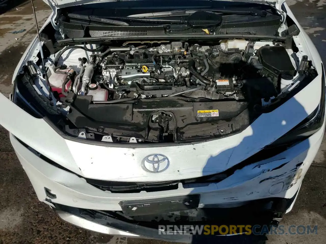 11 fotografías del automóvil dañado JTDACACU4R3014639 TOYOTA PRIUS 2024