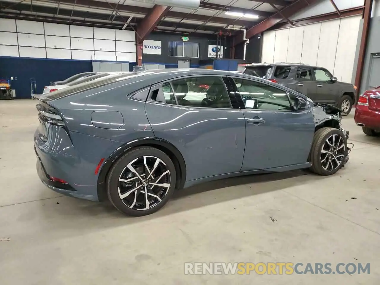 3 fotografías del automóvil dañado JTDACACU4R3017332 TOYOTA PRIUS 2024