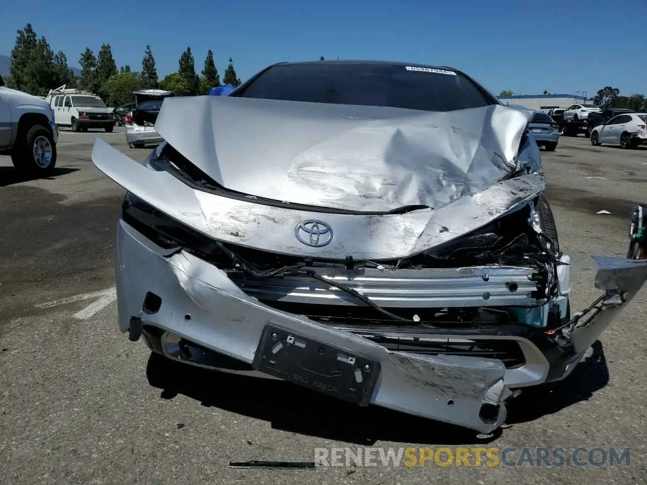 5 fotografías del automóvil dañado JTDACACU5R3017971 TOYOTA PRIUS 2024
