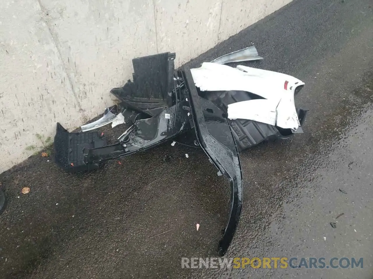 12 fotografías del automóvil dañado JTDACACU6R3013511 TOYOTA PRIUS 2024