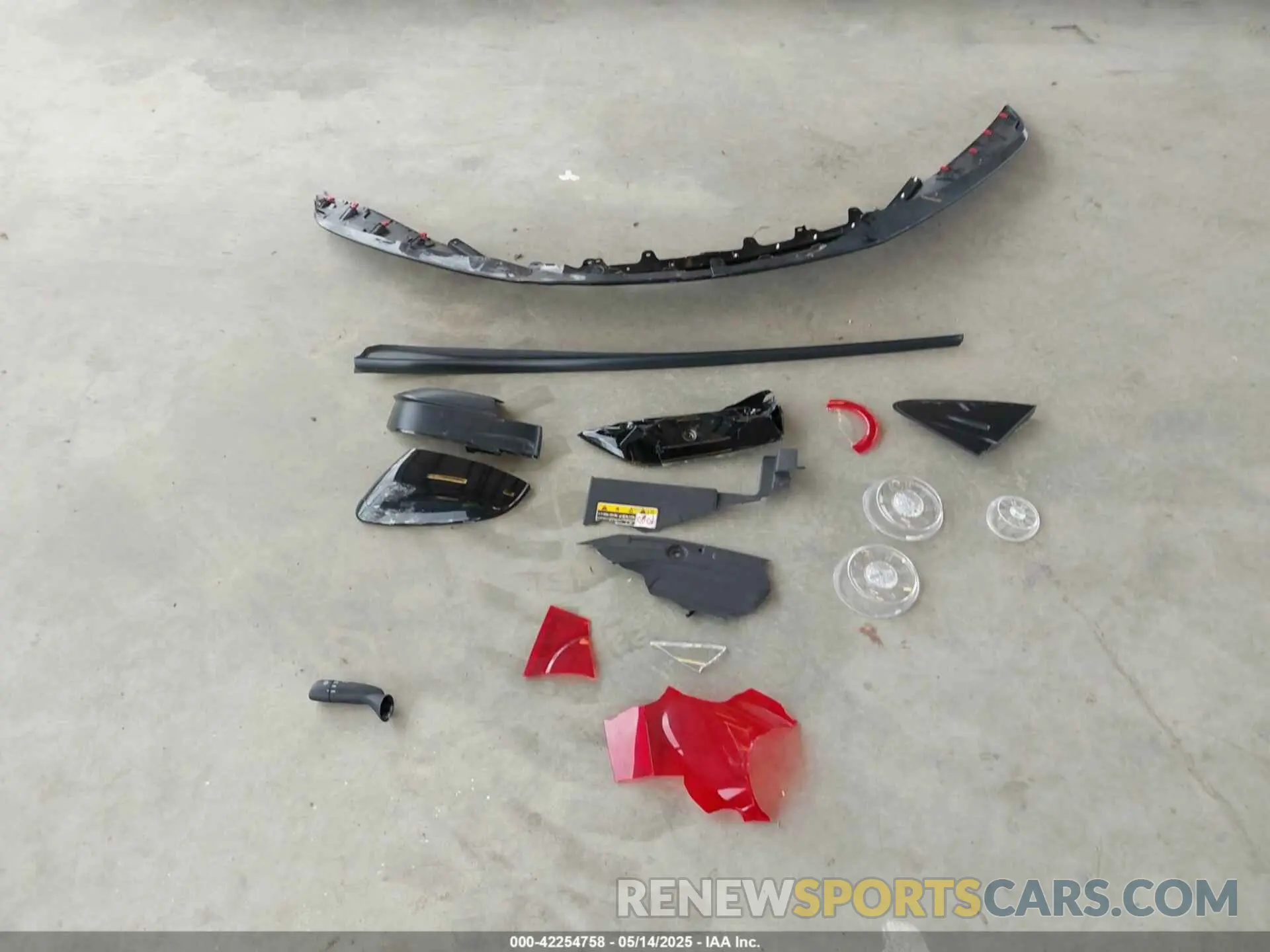 11 fotografías del automóvil dañado JTDADABU1R3019635 TOYOTA PRIUS 2024