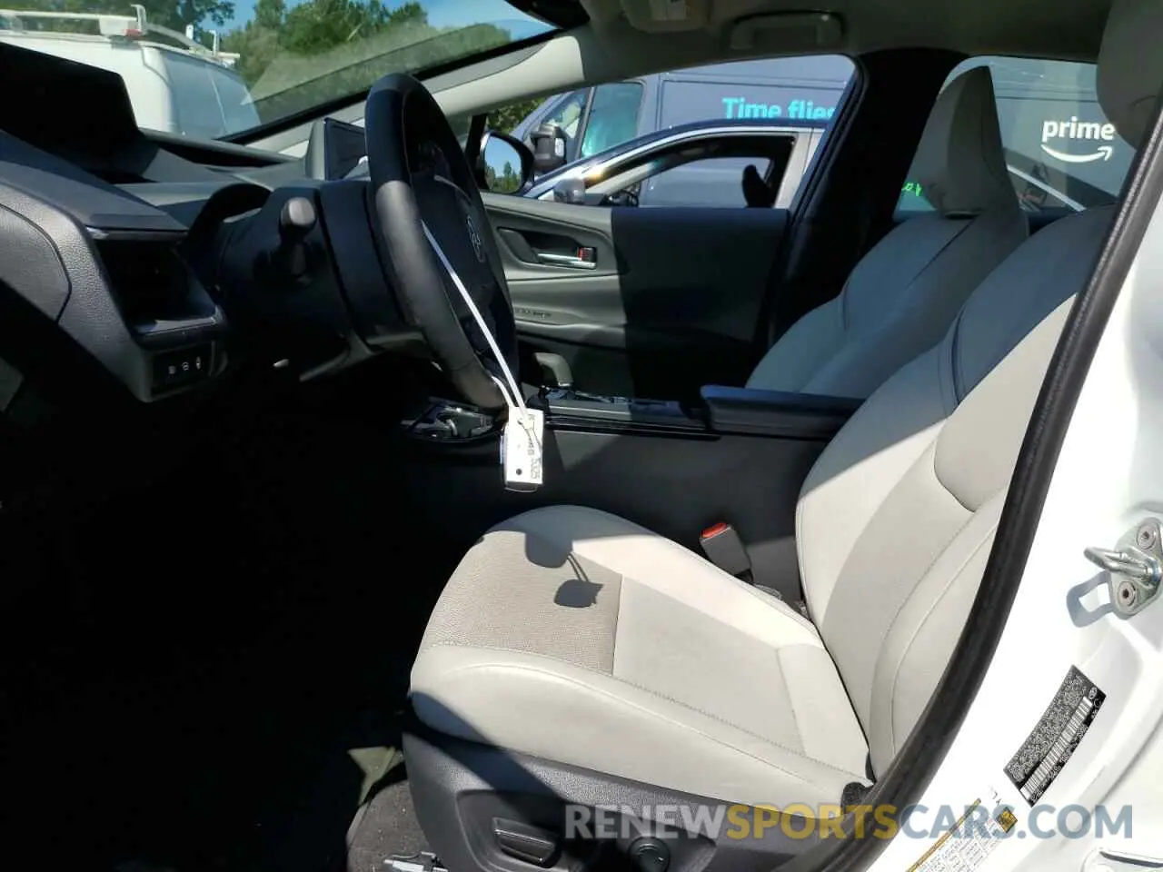 7 fotografías del automóvil dañado JTDADABU2R3012418 TOYOTA PRIUS 2024