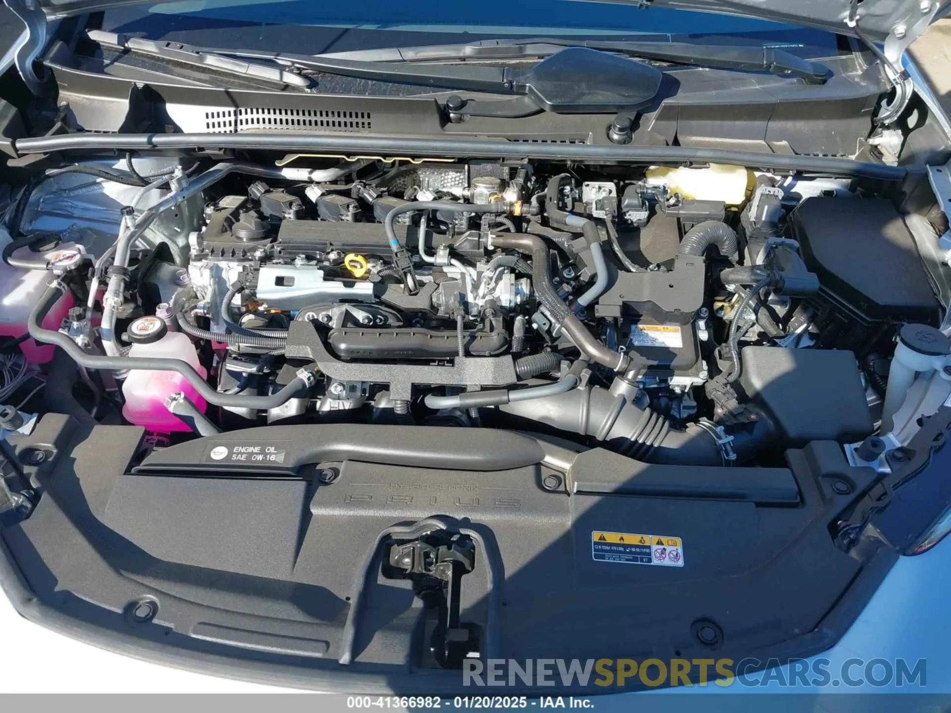 10 fotografías del automóvil dañado JTDADABU2R3015903 TOYOTA PRIUS 2024