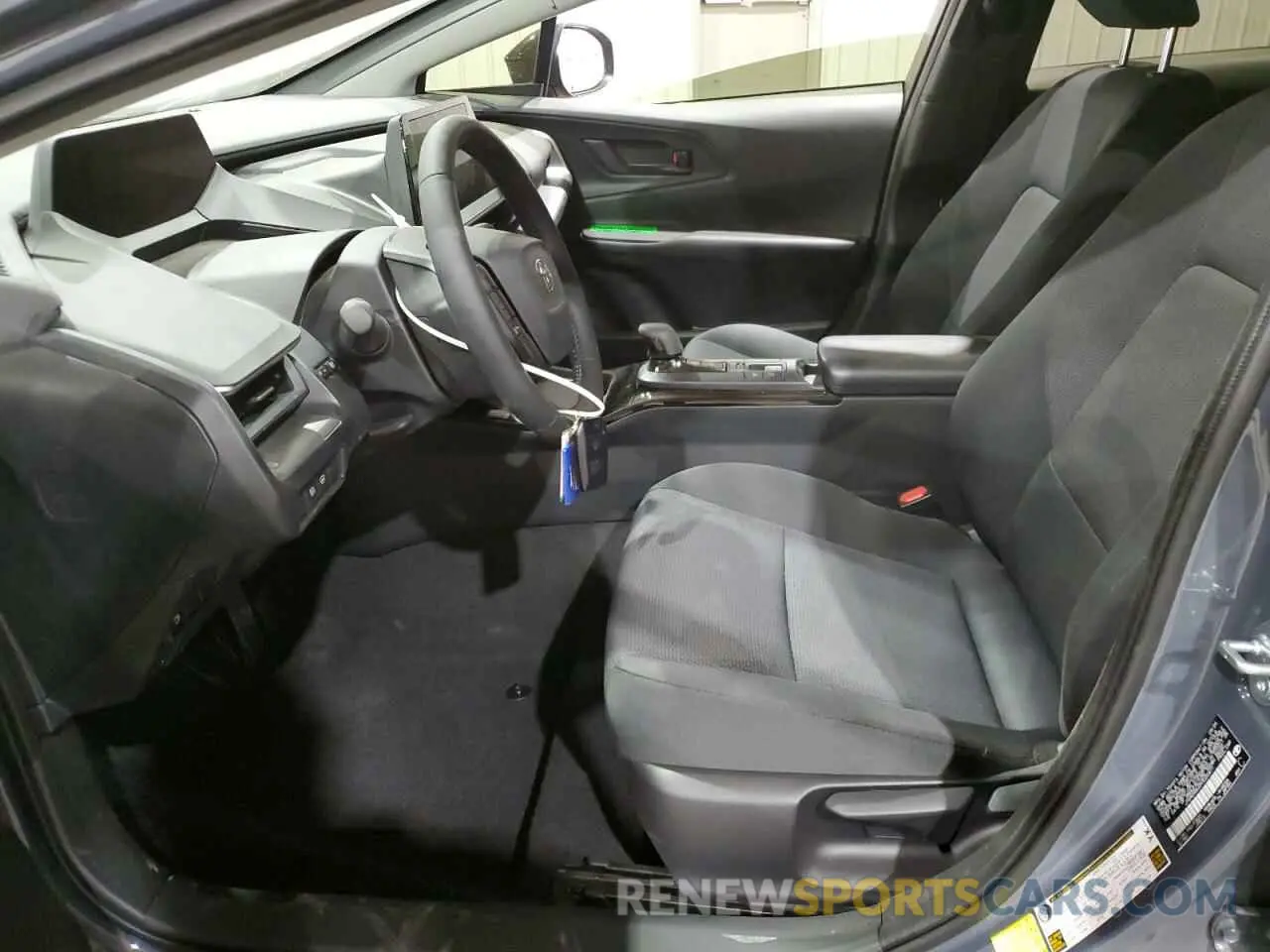 7 fotografías del automóvil dañado JTDADABU2R3020471 TOYOTA PRIUS 2024