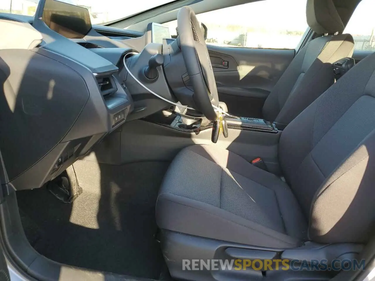 7 fotografías del automóvil dañado JTDADABU2R3023824 TOYOTA PRIUS 2024