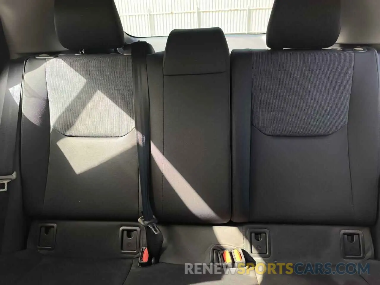 10 fotografías del automóvil dañado JTDADABU4R3013862 TOYOTA PRIUS 2024