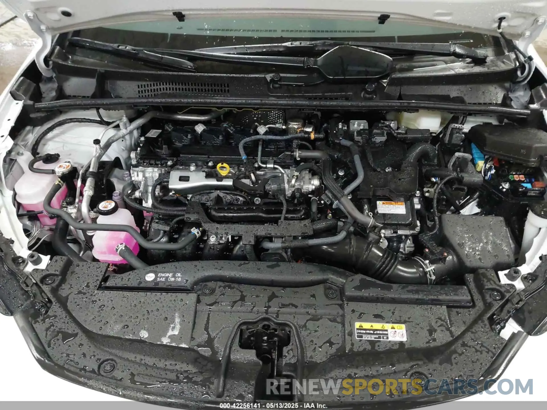 10 fotografías del automóvil dañado JTDADABU6R3024846 TOYOTA PRIUS 2024