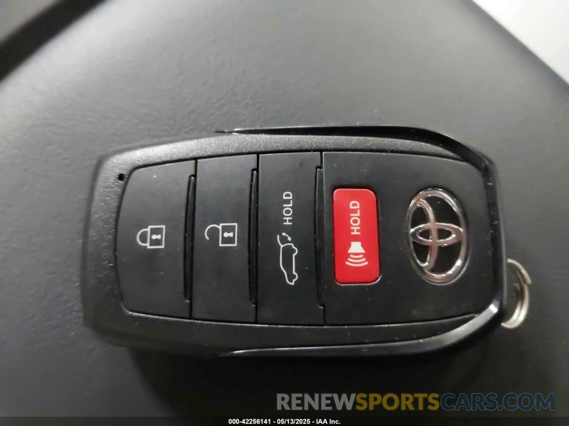 11 fotografías del automóvil dañado JTDADABU6R3024846 TOYOTA PRIUS 2024