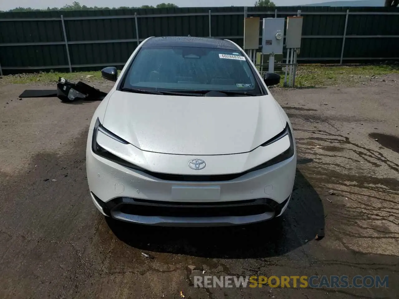 5 fotografías del automóvil dañado JTDADABU7R3018666 TOYOTA PRIUS 2024