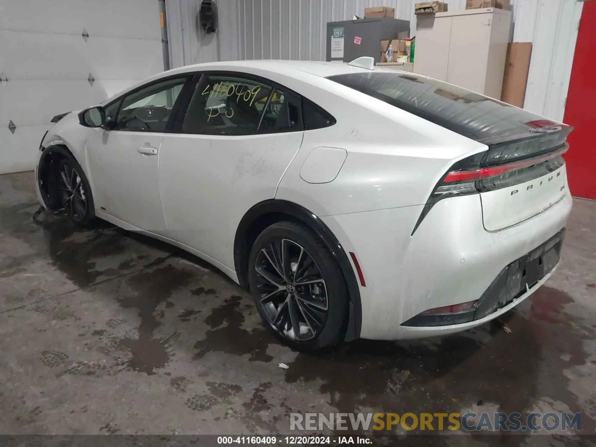 3 fotografías del automóvil dañado JTDADABUXR3017902 TOYOTA PRIUS 2024