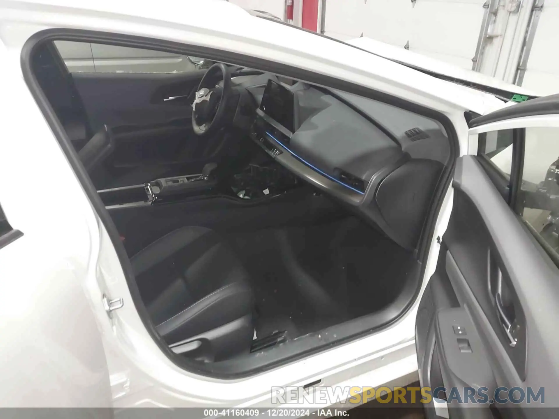 5 fotografías del automóvil dañado JTDADABUXR3017902 TOYOTA PRIUS 2024