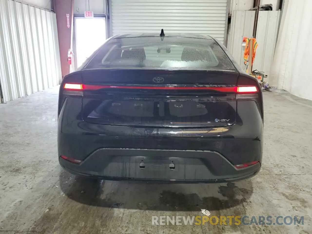 6 fotografías del automóvil dañado JTDACAAU4S3053109 TOYOTA PRIUS 2025