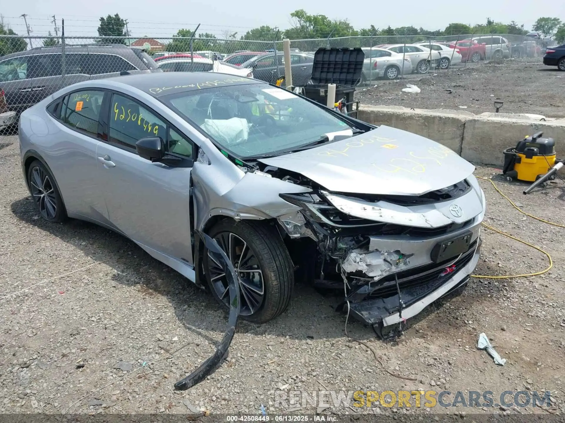 1 fotografías del automóvil dañado JTDADABU2S3028656 TOYOTA PRIUS 2025