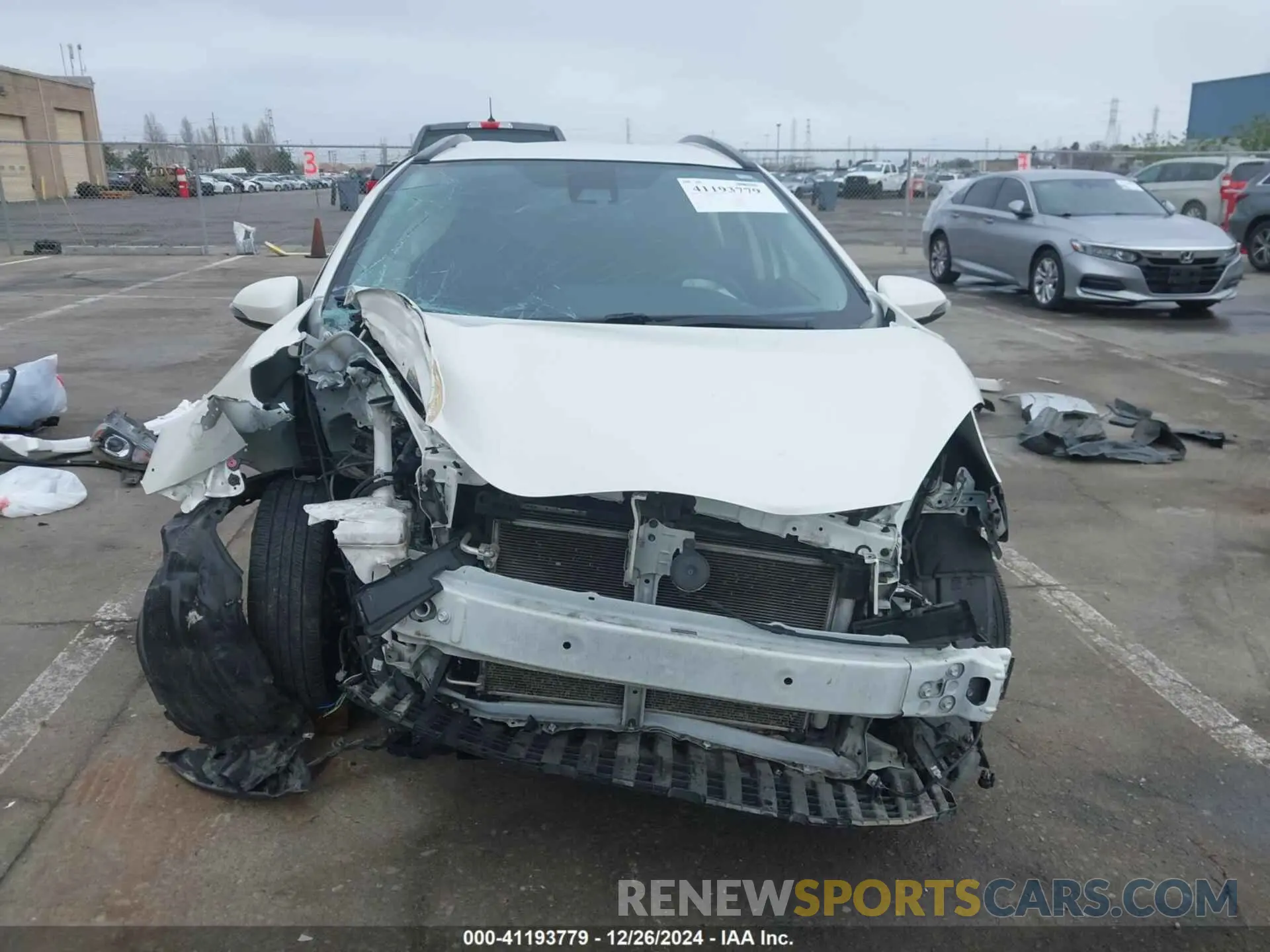 12 fotografías del automóvil dañado JTDKDTB30K1620866 TOYOTA PRIUS C 2019