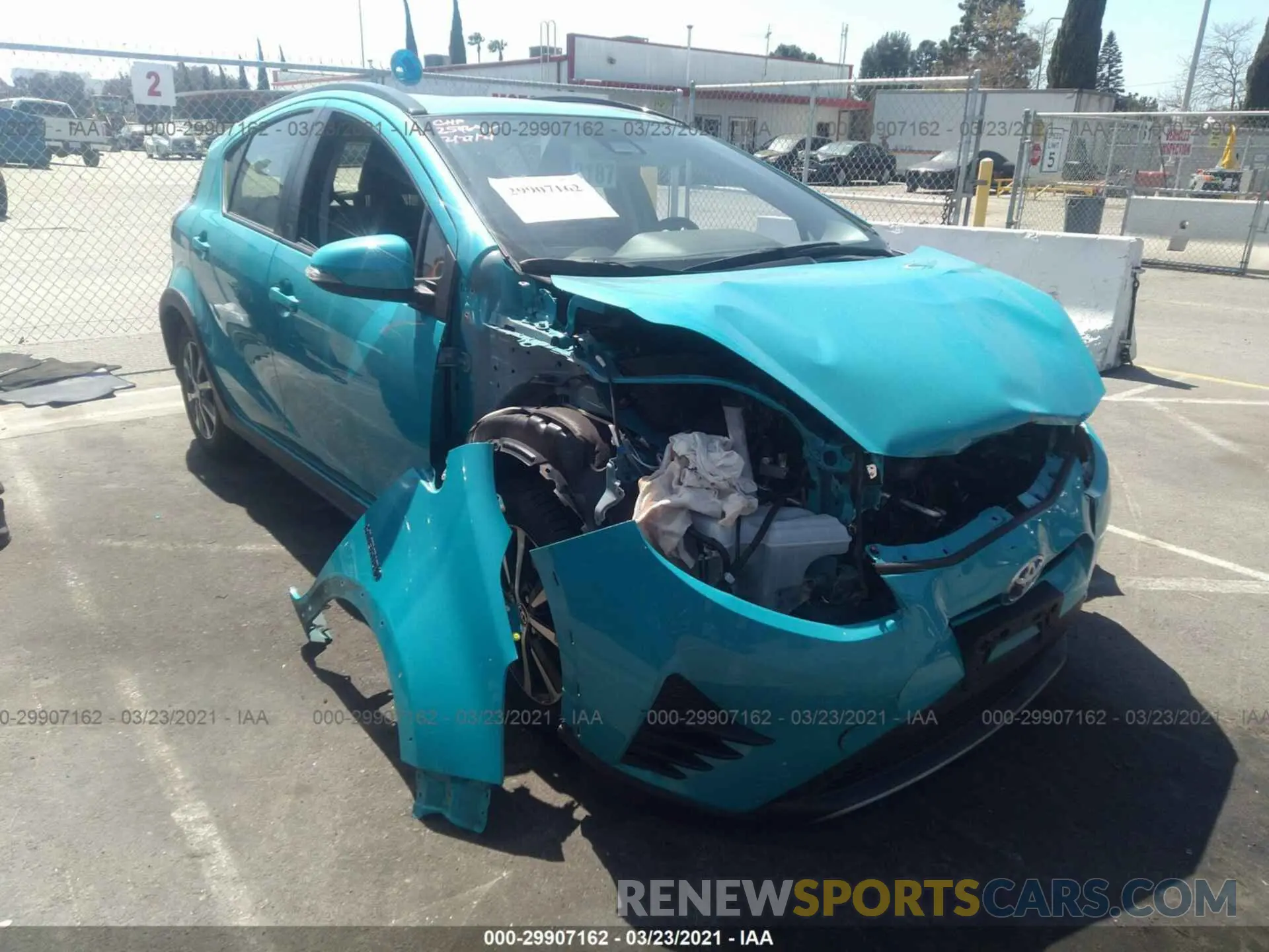 1 fotografías del automóvil dañado JTDKDTB31K1621203 TOYOTA PRIUS C 2019