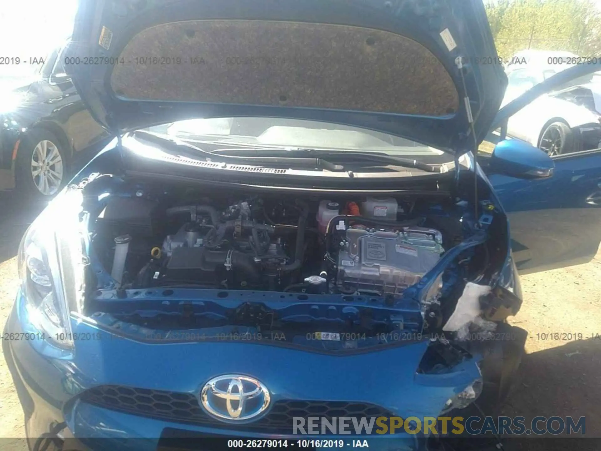 10 fotografías del automóvil dañado JTDKDTB33K1623146 TOYOTA PRIUS C 2019