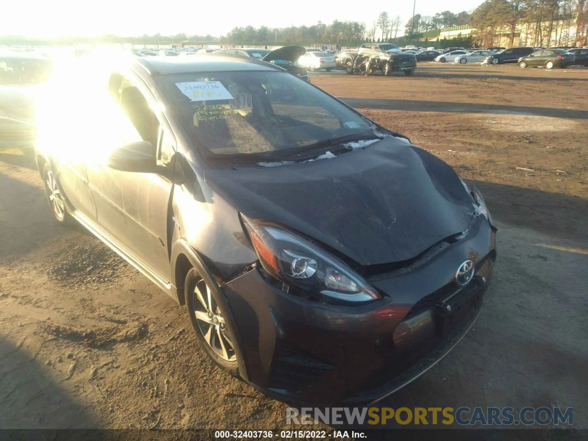 6 fotografías del automóvil dañado JTDKDTB33K1623826 TOYOTA PRIUS C 2019