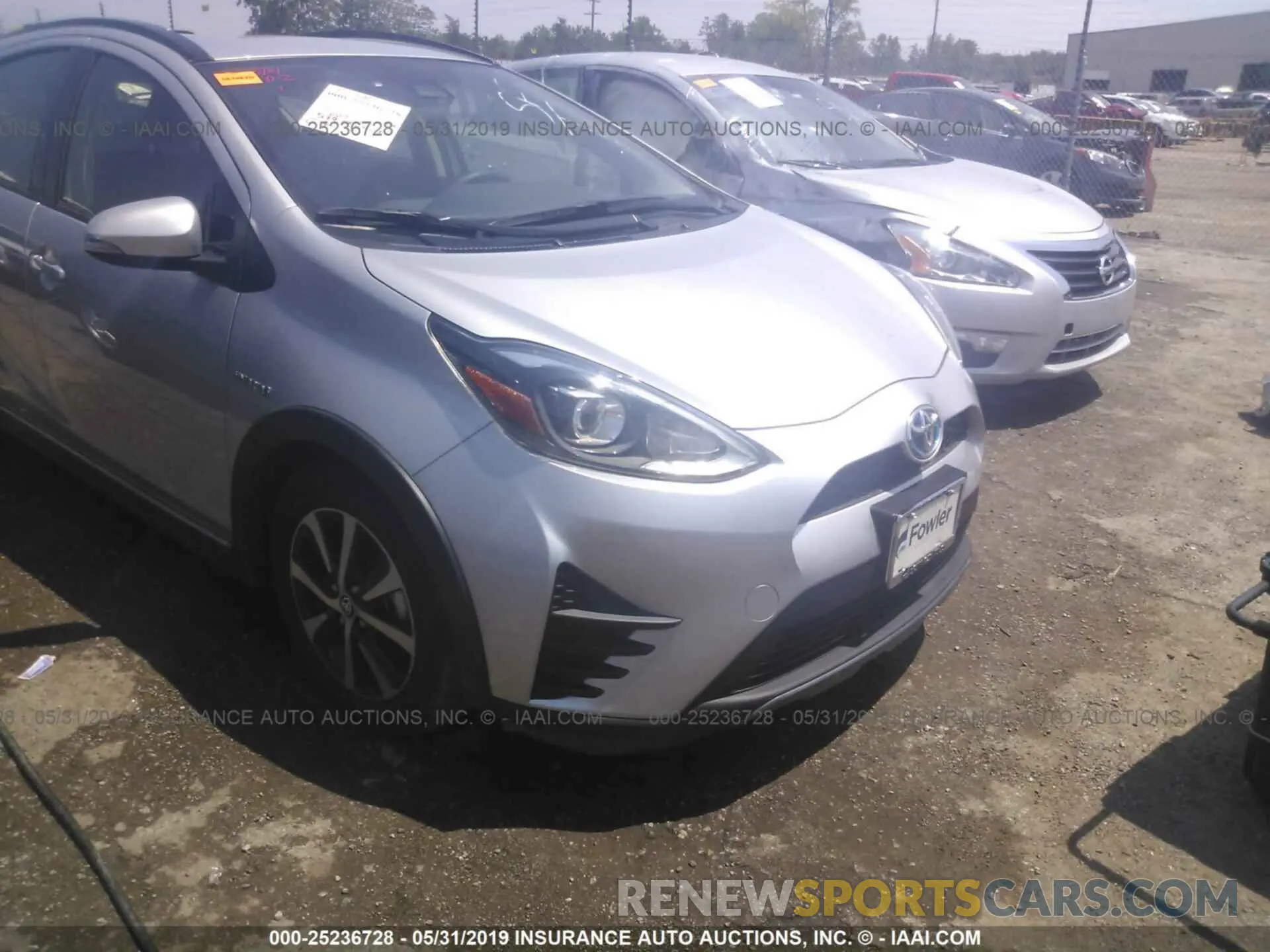 1 fotografías del automóvil dañado JTDKDTB34K1620725 TOYOTA PRIUS C 2019