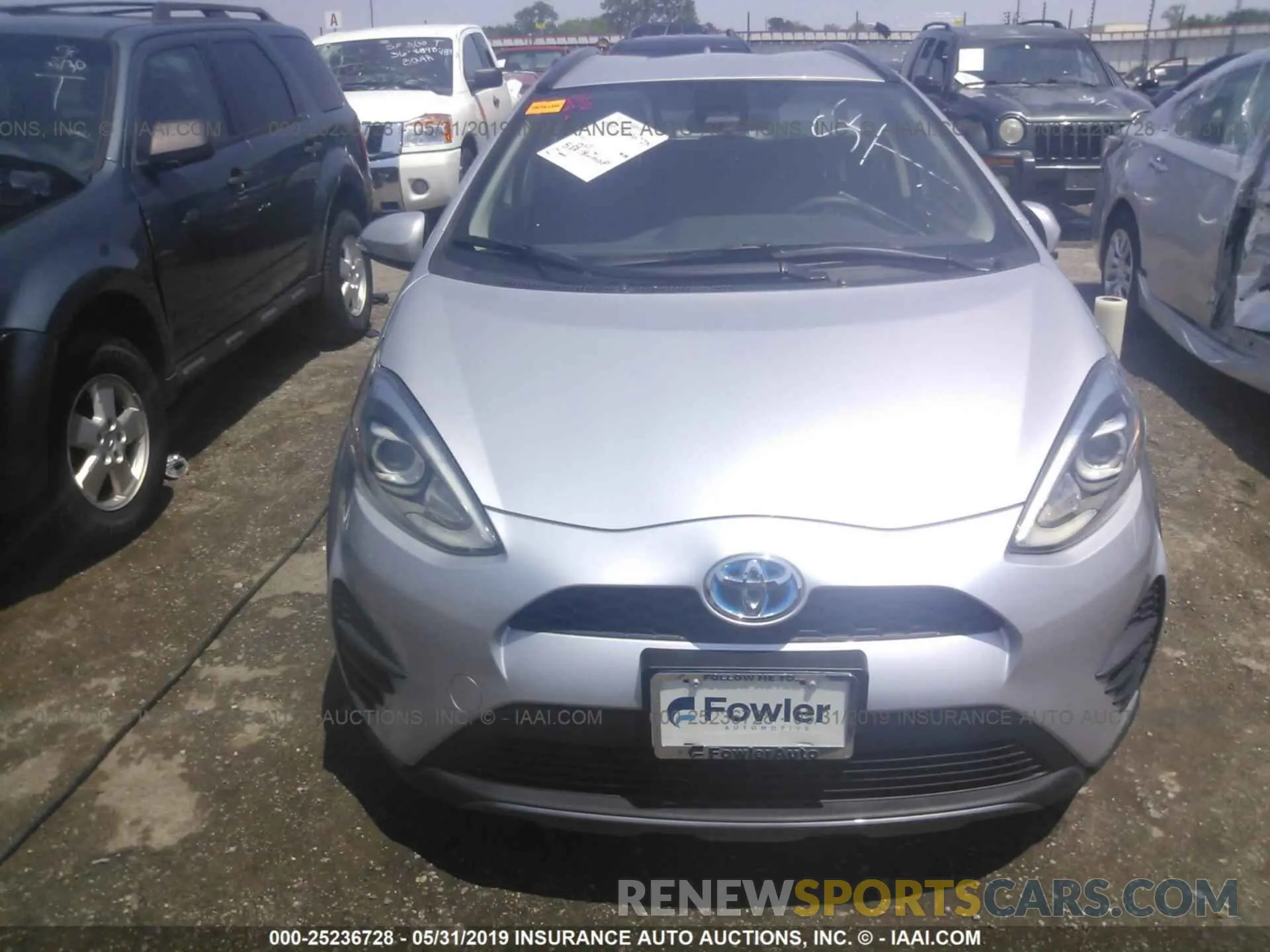 6 fotografías del automóvil dañado JTDKDTB34K1620725 TOYOTA PRIUS C 2019