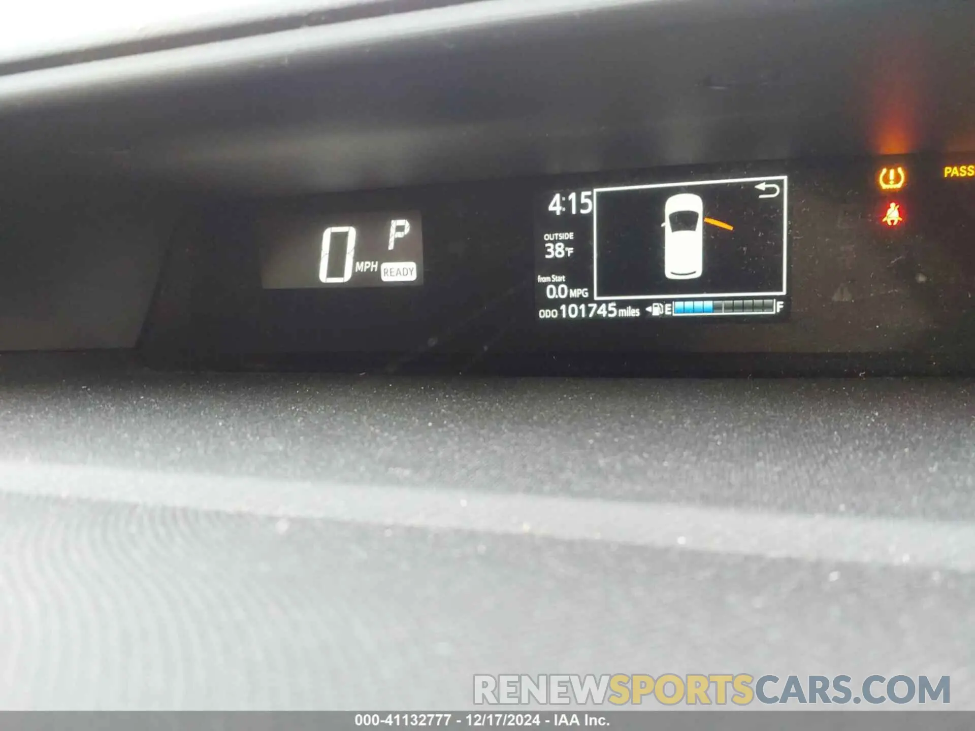 15 fotografías del automóvil dañado JTDKDTB35K1621561 TOYOTA PRIUS C 2019