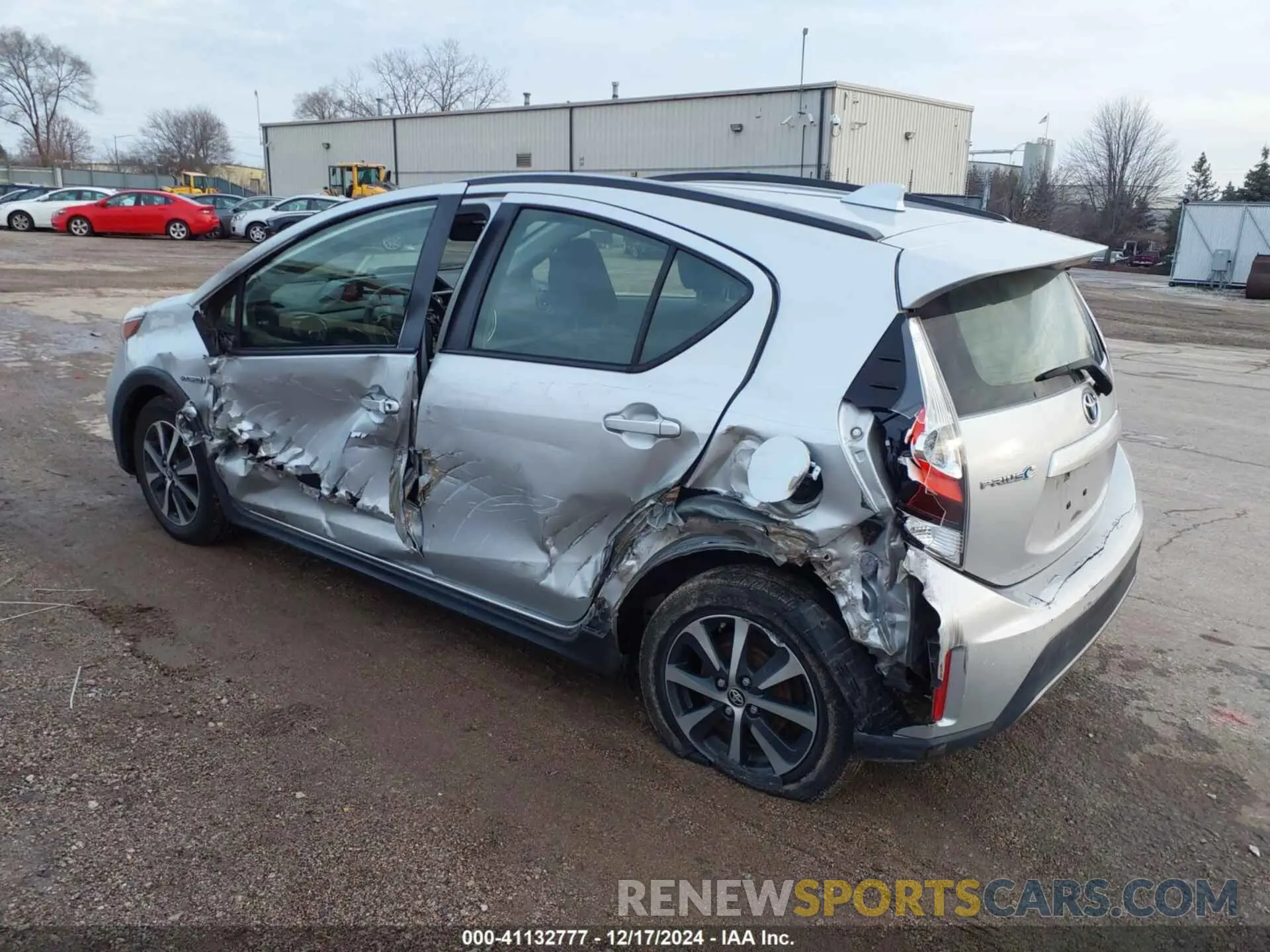 3 fotografías del automóvil dañado JTDKDTB35K1621561 TOYOTA PRIUS C 2019