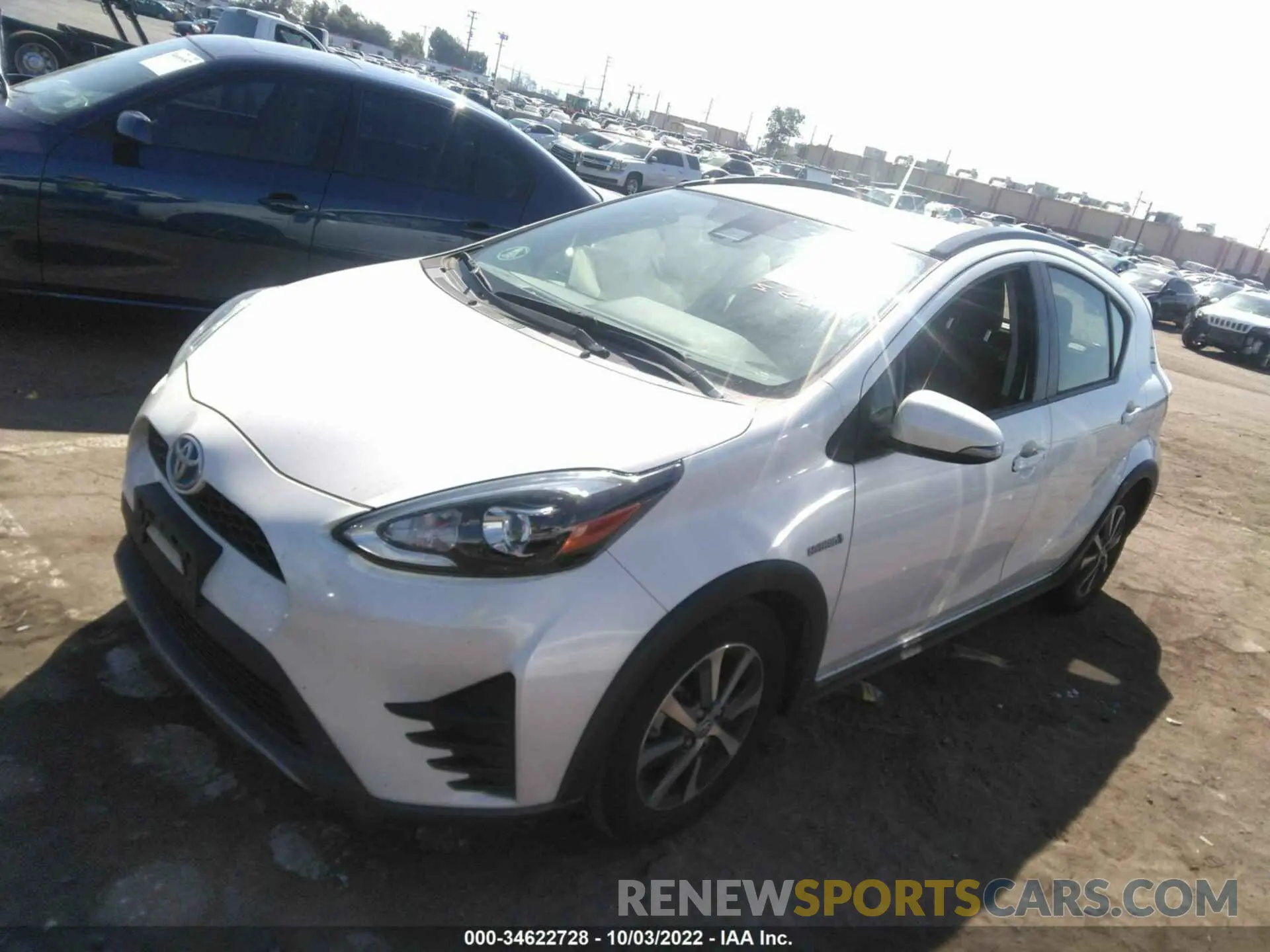 2 fotografías del automóvil dañado JTDKDTB36K1623514 TOYOTA PRIUS C 2019