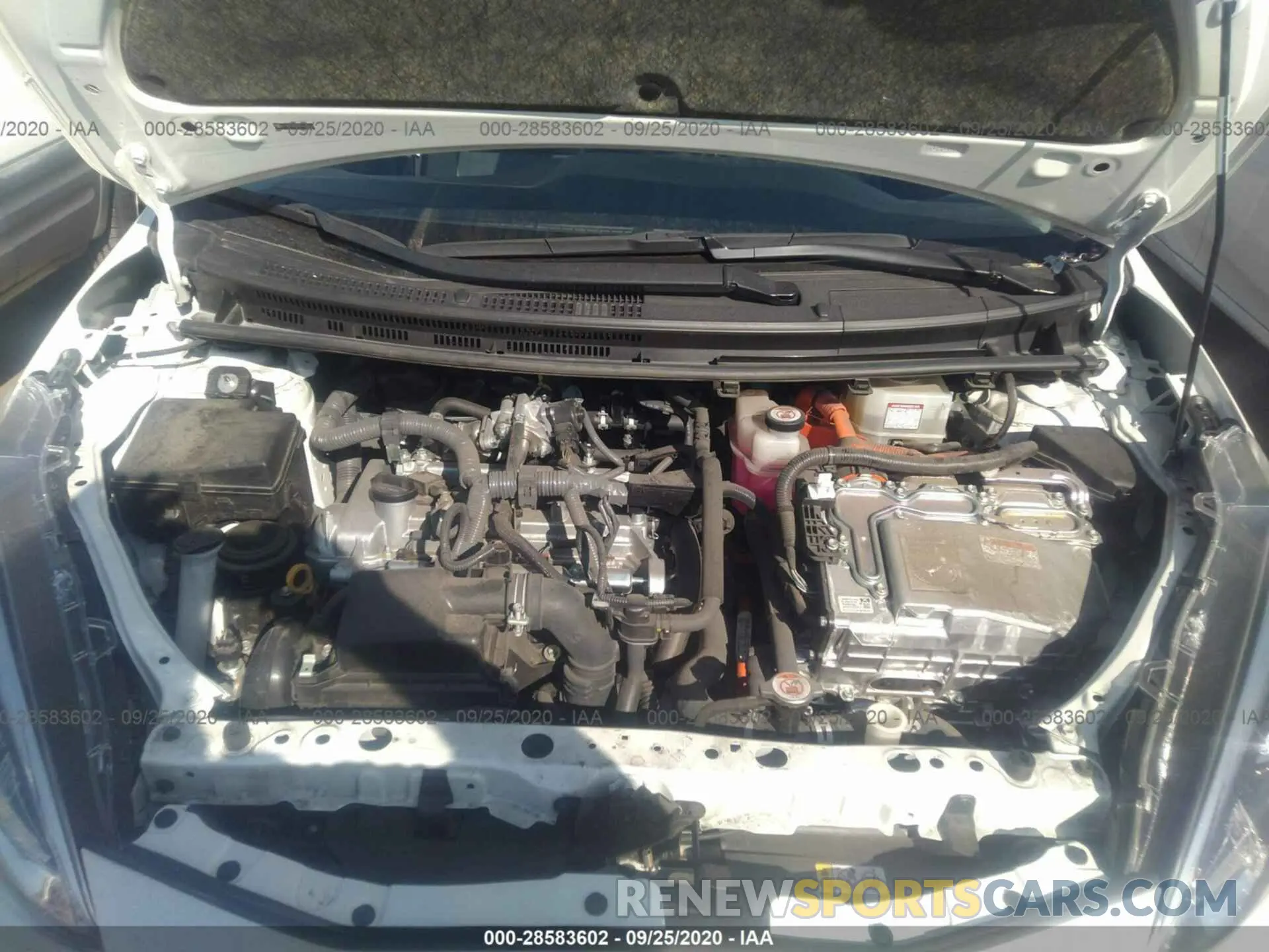 10 fotografías del automóvil dañado JTDKDTB37K1625658 TOYOTA PRIUS C 2019