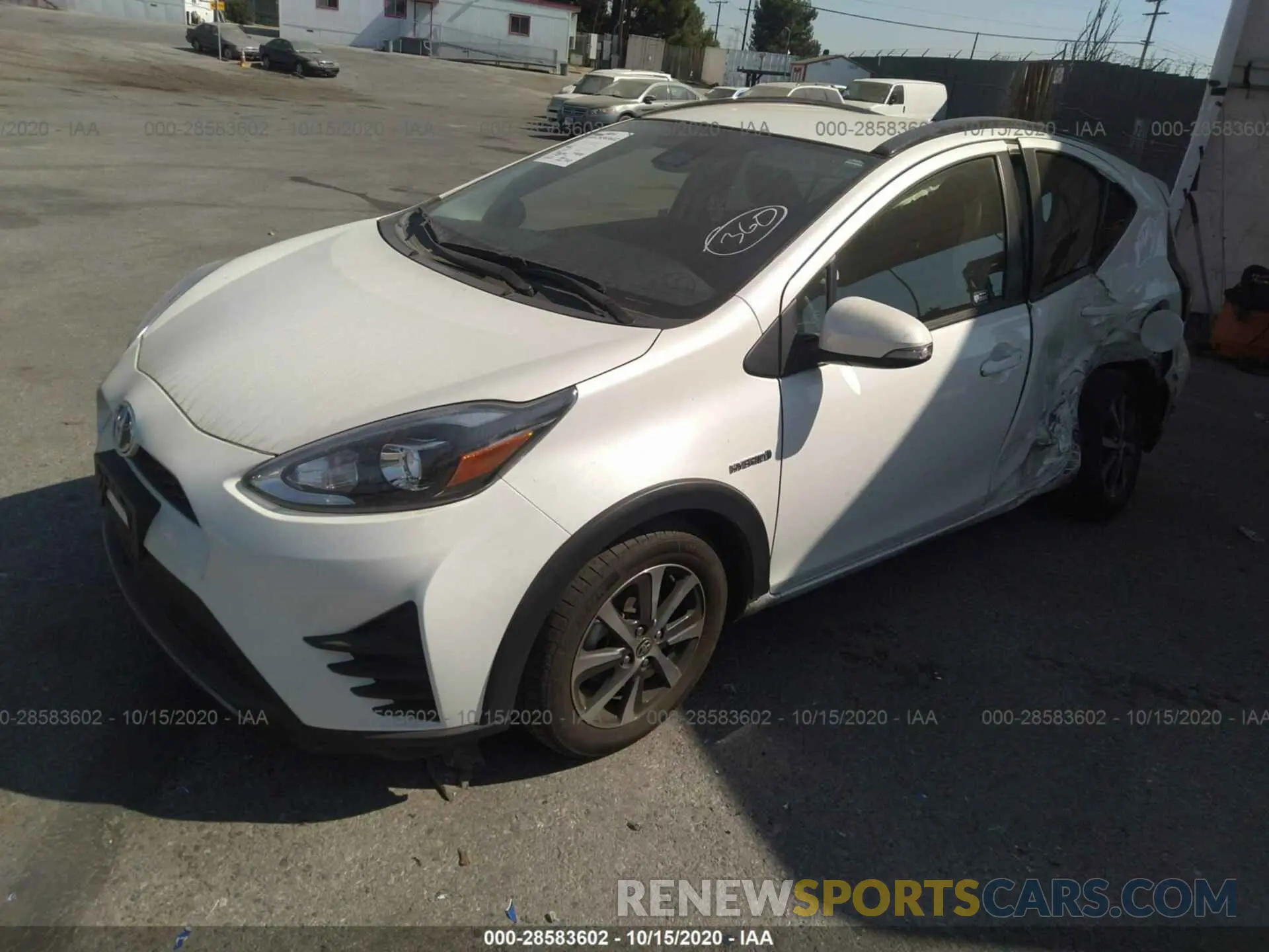 2 fotografías del automóvil dañado JTDKDTB37K1625658 TOYOTA PRIUS C 2019
