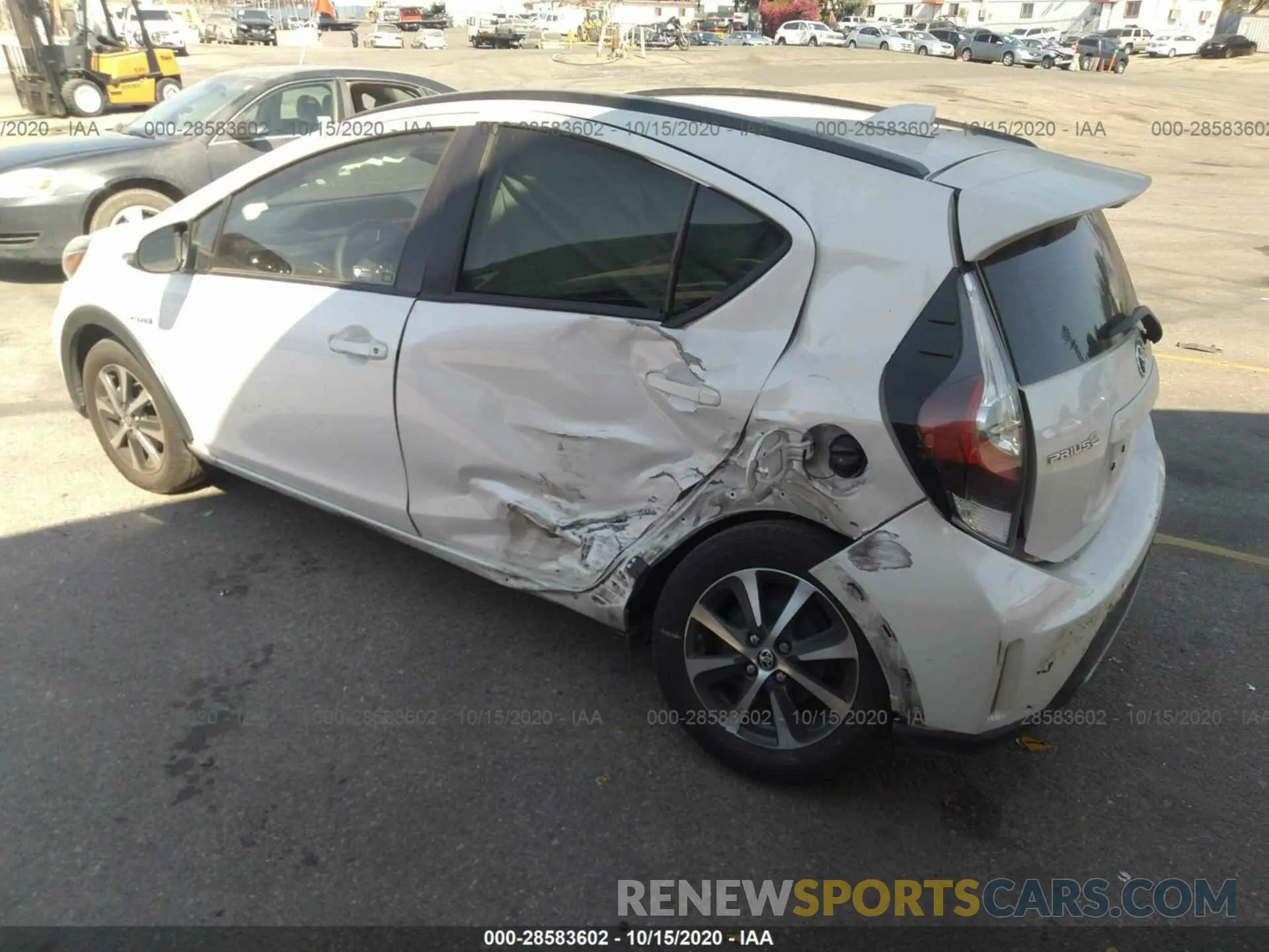 3 fotografías del automóvil dañado JTDKDTB37K1625658 TOYOTA PRIUS C 2019
