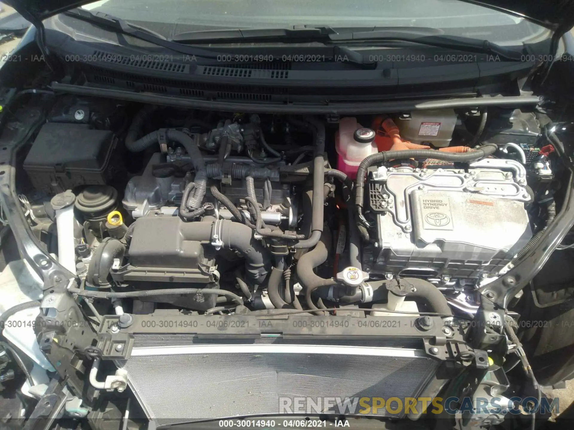 10 fotografías del automóvil dañado JTDKDTB38K1622946 TOYOTA PRIUS C 2019