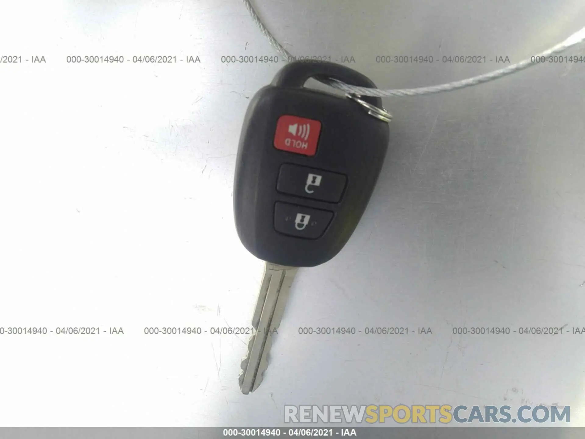 11 fotografías del automóvil dañado JTDKDTB38K1622946 TOYOTA PRIUS C 2019