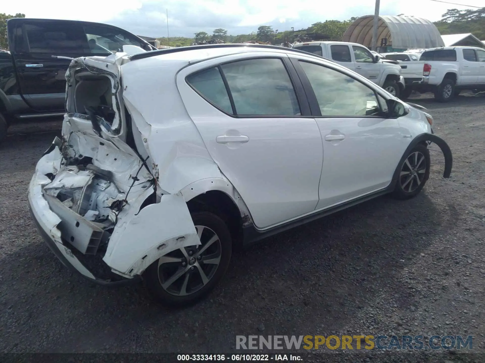 4 fotografías del automóvil dañado JTDKDTB38K1624146 TOYOTA PRIUS C 2019