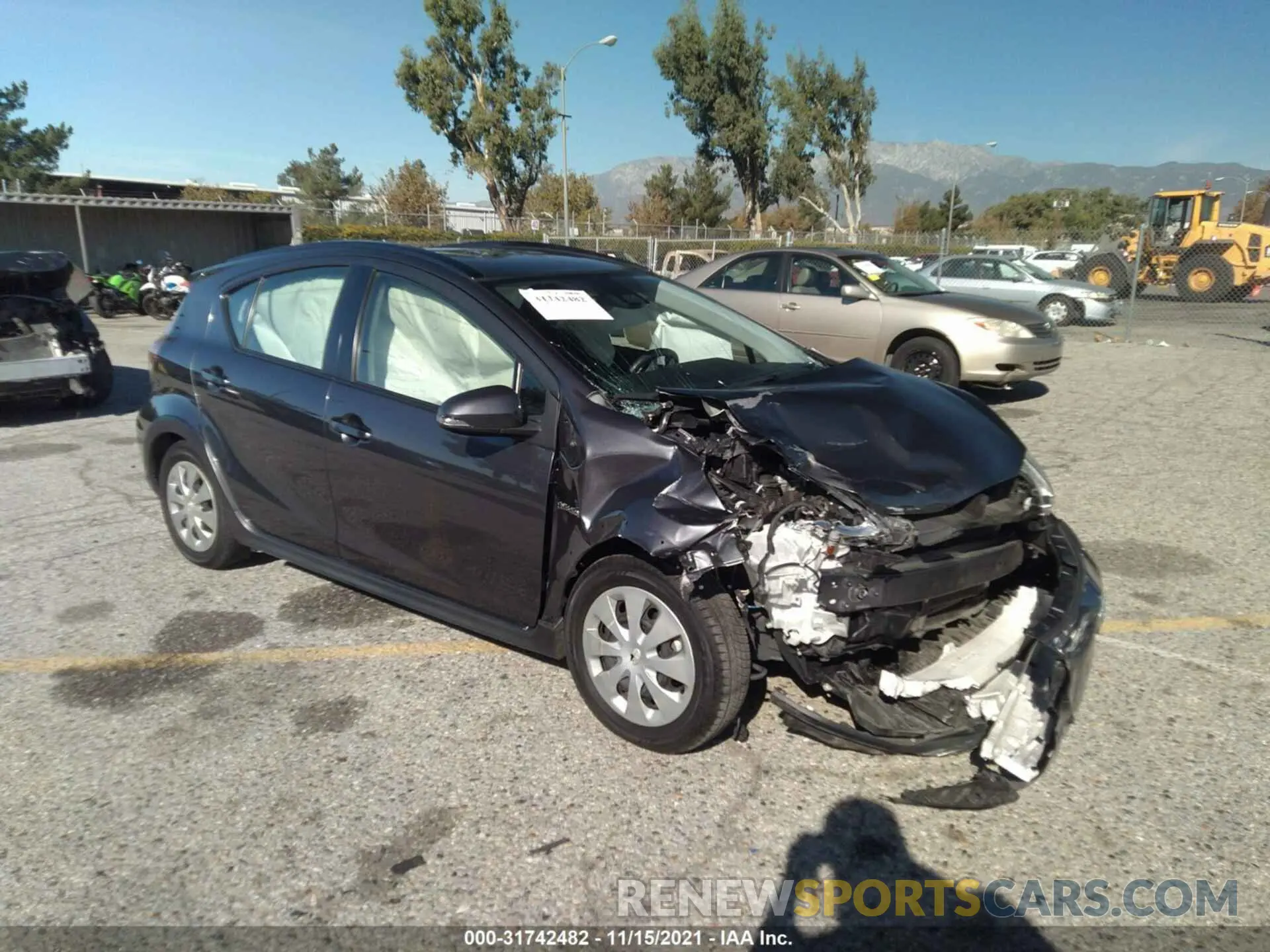 1 fotografías del automóvil dañado JTDKDTB3XK1621488 TOYOTA PRIUS C 2019