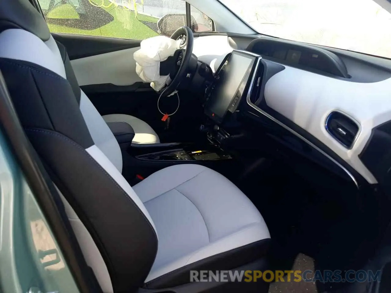 5 fotografías del automóvil dañado JTDKAMFU3N3157910 TOYOTA PRIUS NIGH 2022