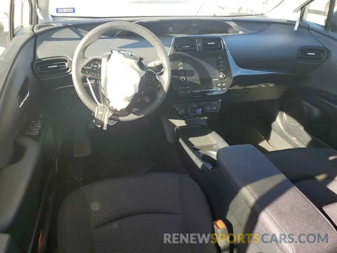 8 fotografías del automóvil dañado JTDKAMFU3N3178613 TOYOTA PRIUS NIGH 2022