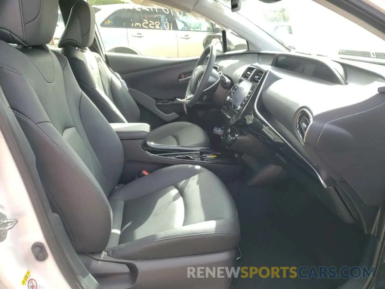 5 fotografías del automóvil dañado JTDKAMFU4N3173064 TOYOTA PRIUS NIGH 2022