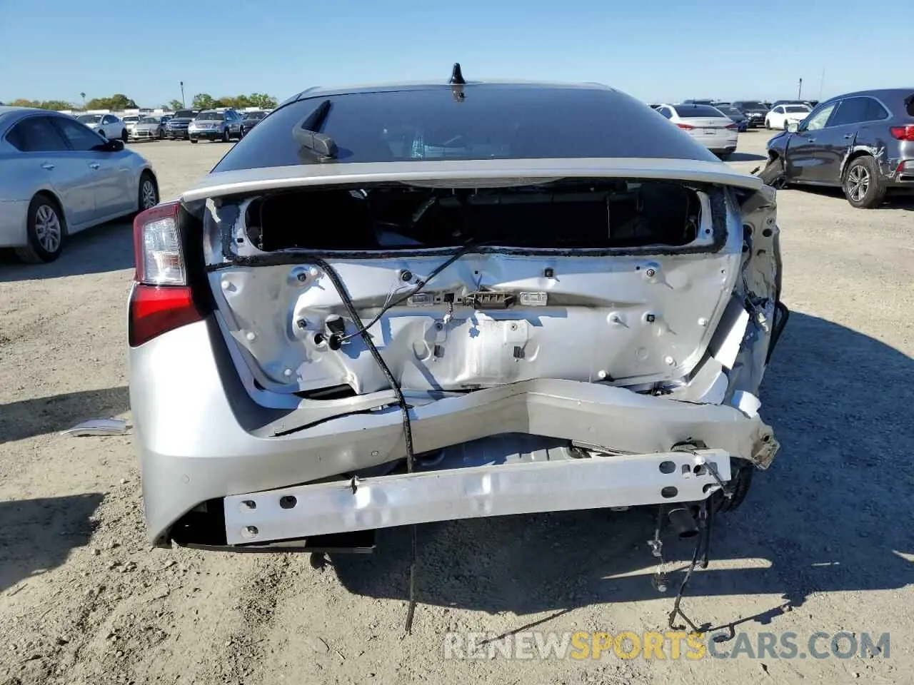 6 fotografías del automóvil dañado JTDKAMFU6N3174068 TOYOTA PRIUS NIGH 2022