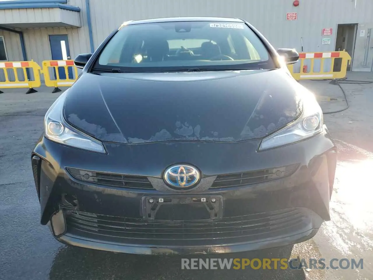 5 fotografías del automóvil dañado JTDKAMFU8N3157031 TOYOTA PRIUS NIGH 2022