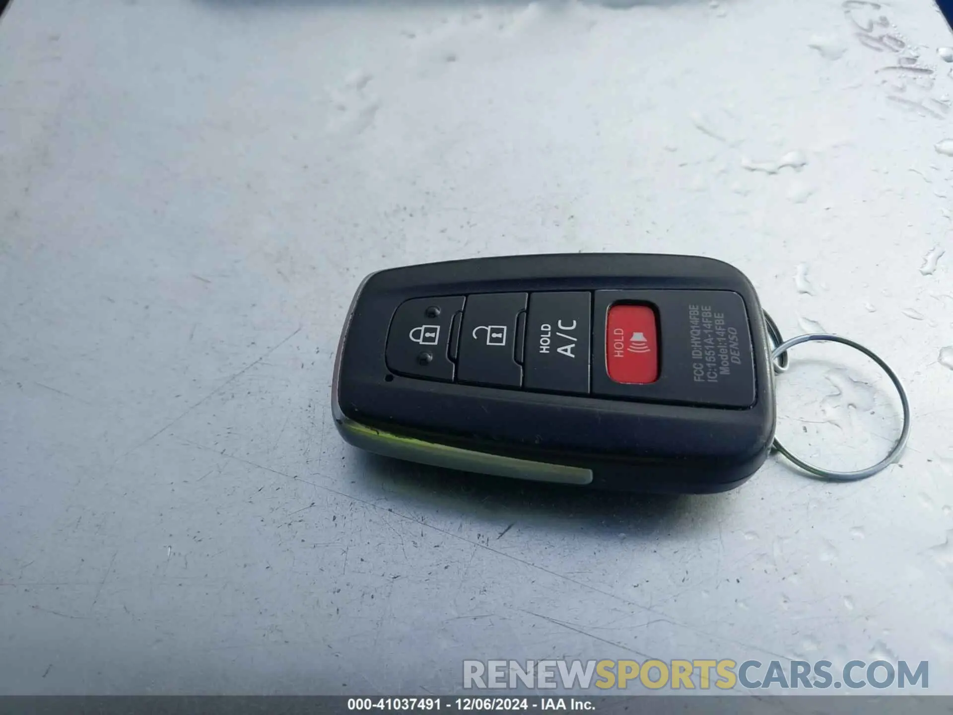 11 fotografías del automóvil dañado JTDKARFP1K3105663 TOYOTA PRIUS PRIME 2019