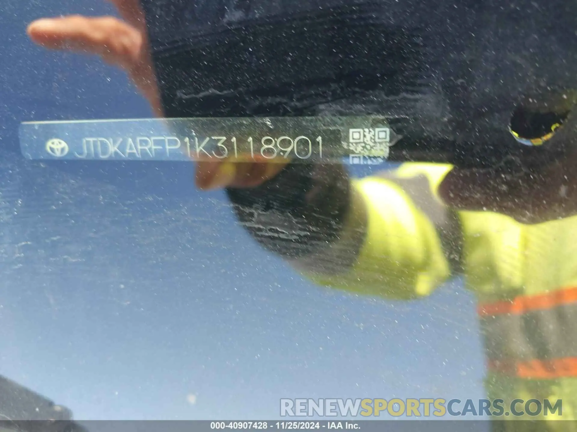 17 fotografías del automóvil dañado JTDKARFP1K3118901 TOYOTA PRIUS PRIME 2019